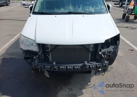 2013 Chrysler Town & Country Touring from USA, damaged, VIN 2C4RC1BG1DR821263